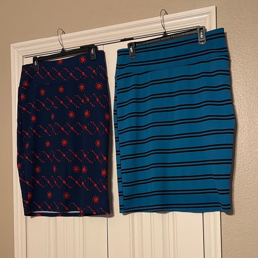 Stylish Blue and Navy Women's Skirt Set